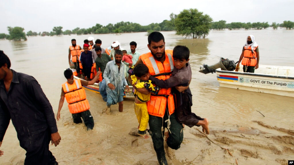 Climate Catastrophe: Pakistan Floods Kill Over 1000! - TheSpy