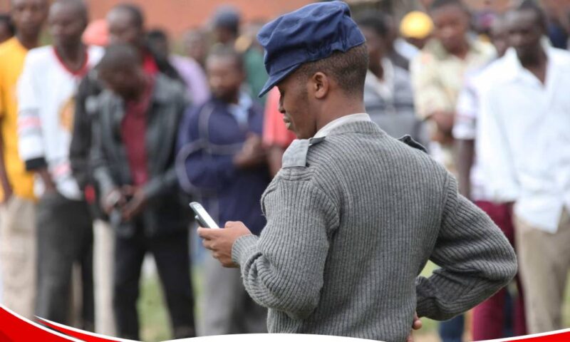 Zimbabwe Bans Mobile Phone Use For Police Officers In New Crackdown Against Corruption