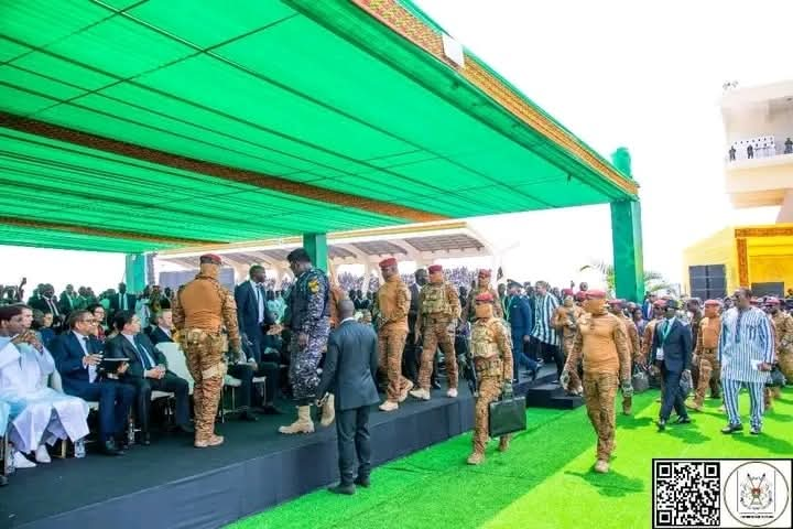 Surprise Arrival: President Traoré Steals the Show at Ghana’s Inauguration